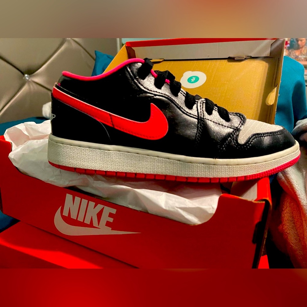 Retro 1 low size 5.5 youth